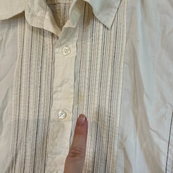 Guess Men M Pleated Button Down Short Sleeve Creamy Stripe - Picture 7 of 13